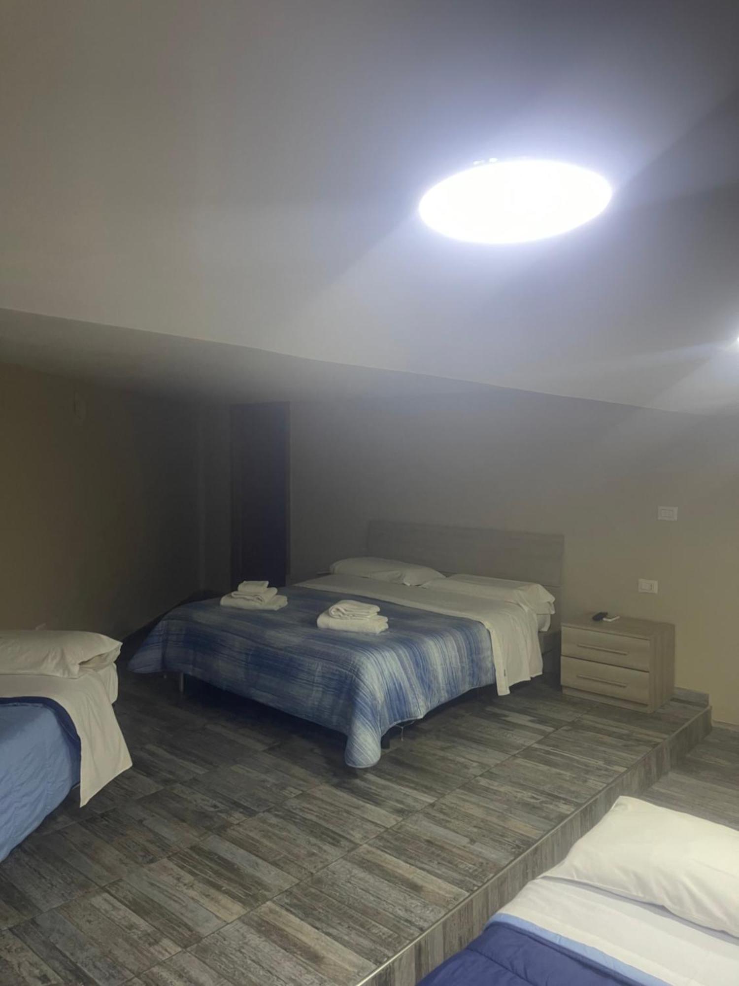 نابولي B&B Chez Moi المظهر الخارجي الصورة