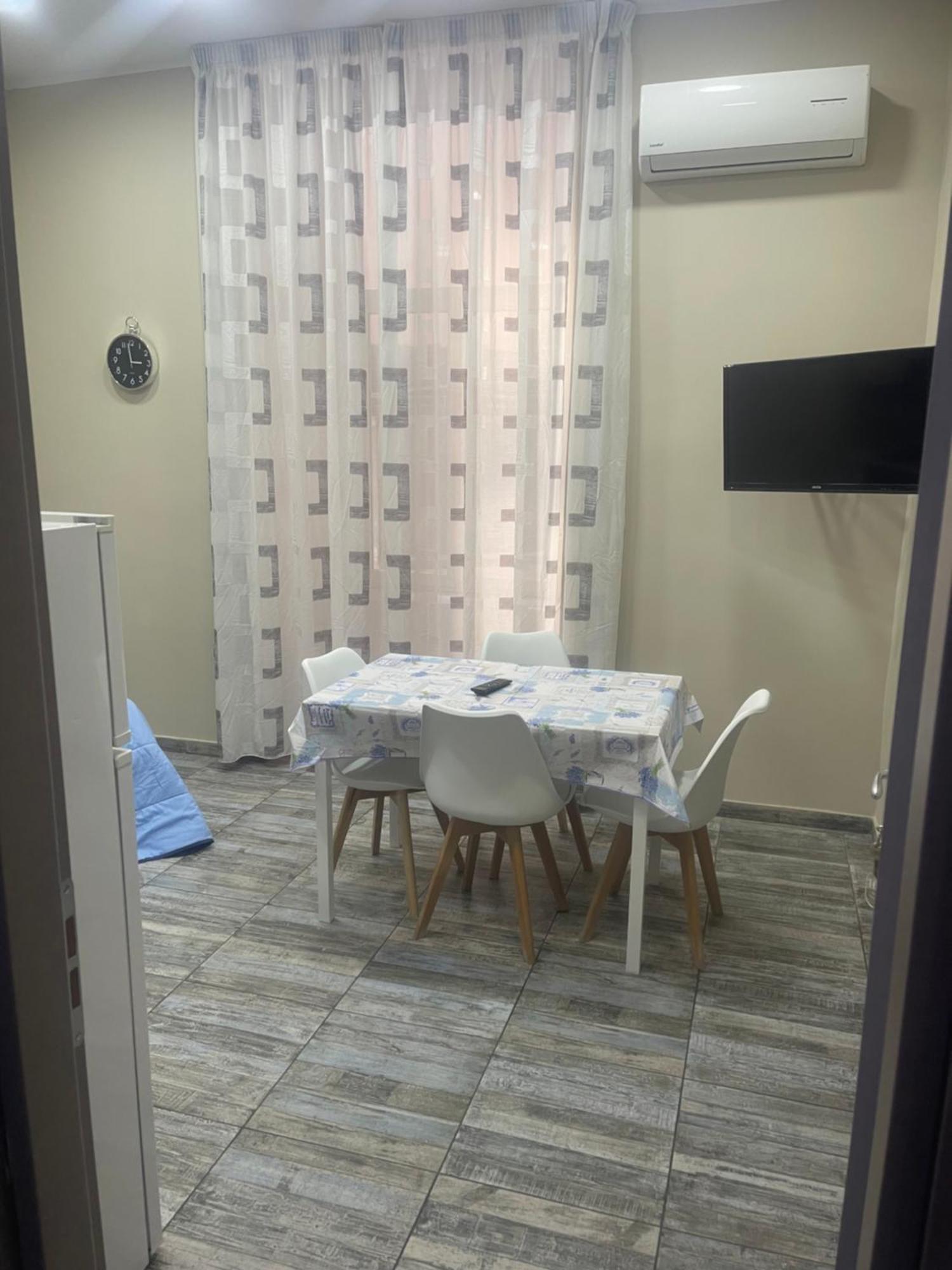نابولي B&B Chez Moi المظهر الخارجي الصورة