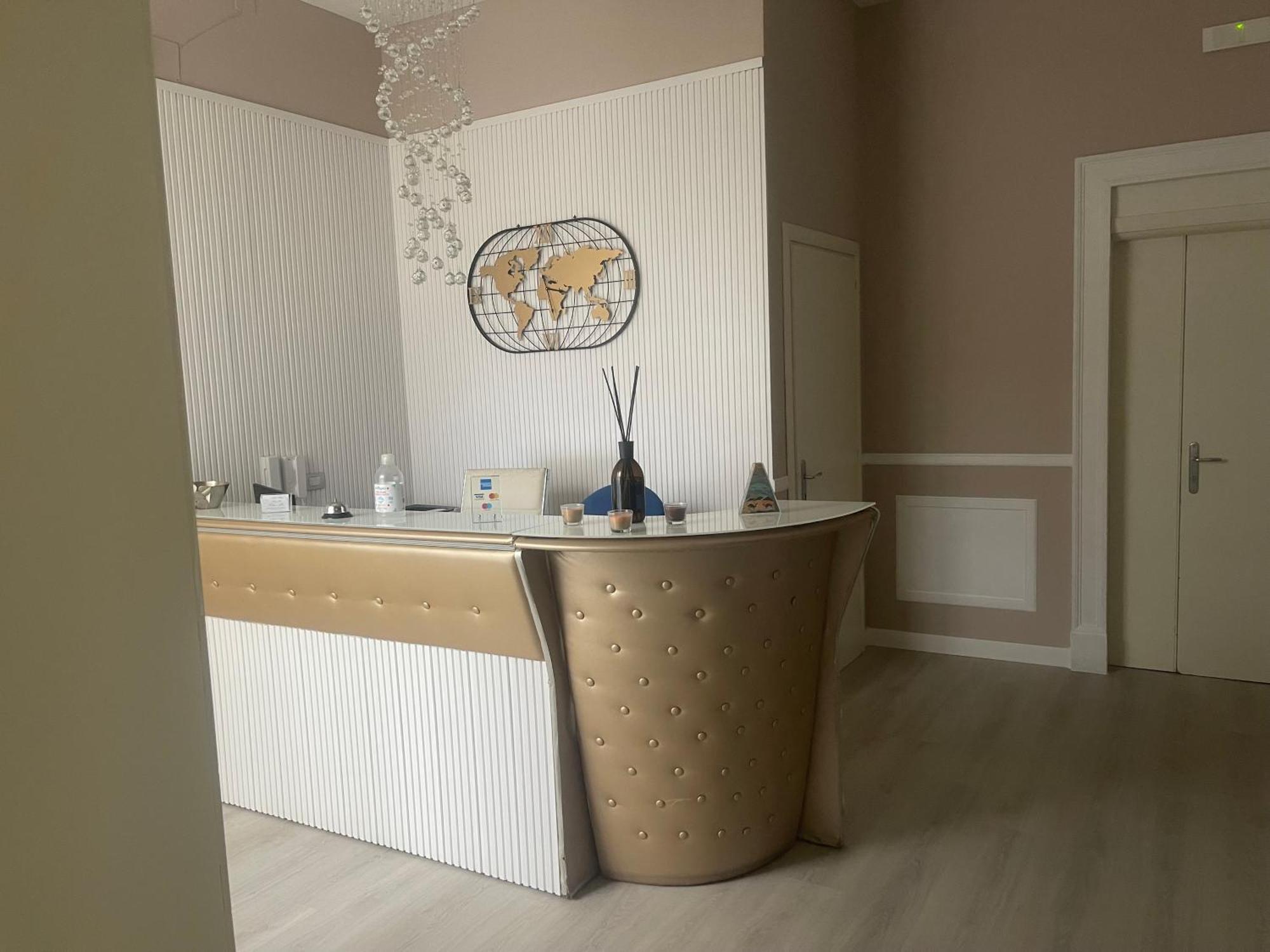 نابولي B&B Chez Moi المظهر الخارجي الصورة