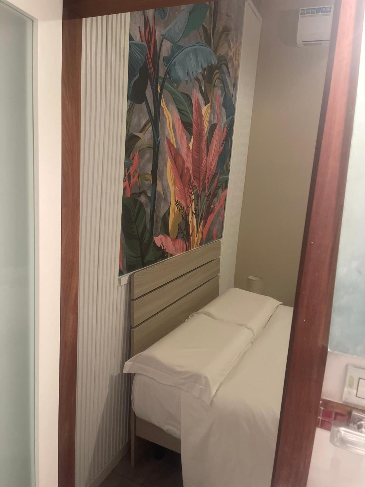 نابولي B&B Chez Moi المظهر الخارجي الصورة
