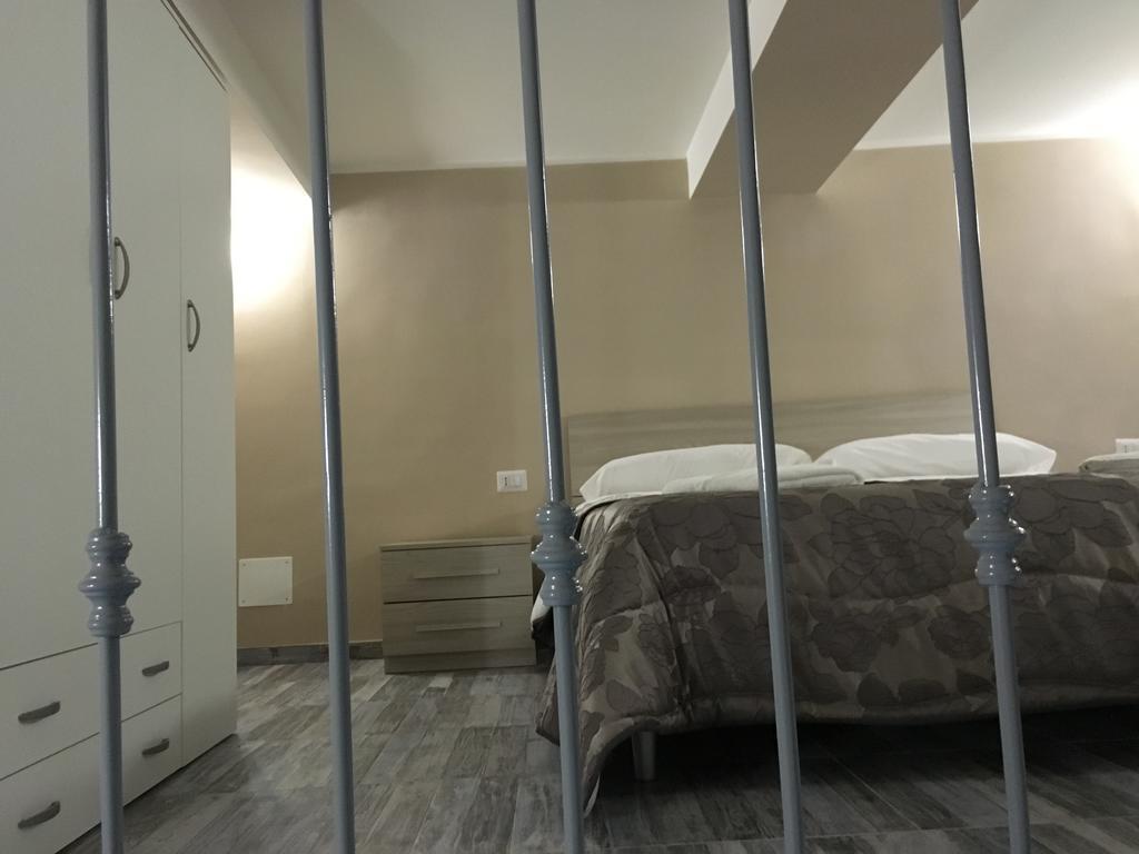 نابولي B&B Chez Moi المظهر الخارجي الصورة