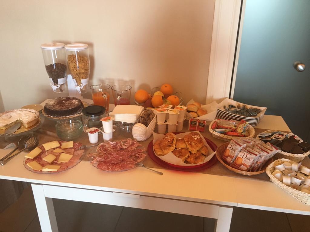 نابولي B&B Chez Moi المظهر الخارجي الصورة